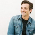 Cmed | Ian Harding cast� en tant que r�ccurent