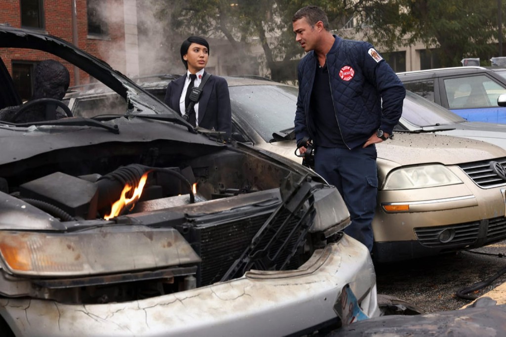 Seager (Andy Allo) et Kelly Severide (Taylor Kinney)