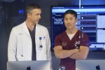 Jeff Clark (Jeff Hephner) et Ethan Choi (Brian Tee)  travaillent ensemble sur le même cas